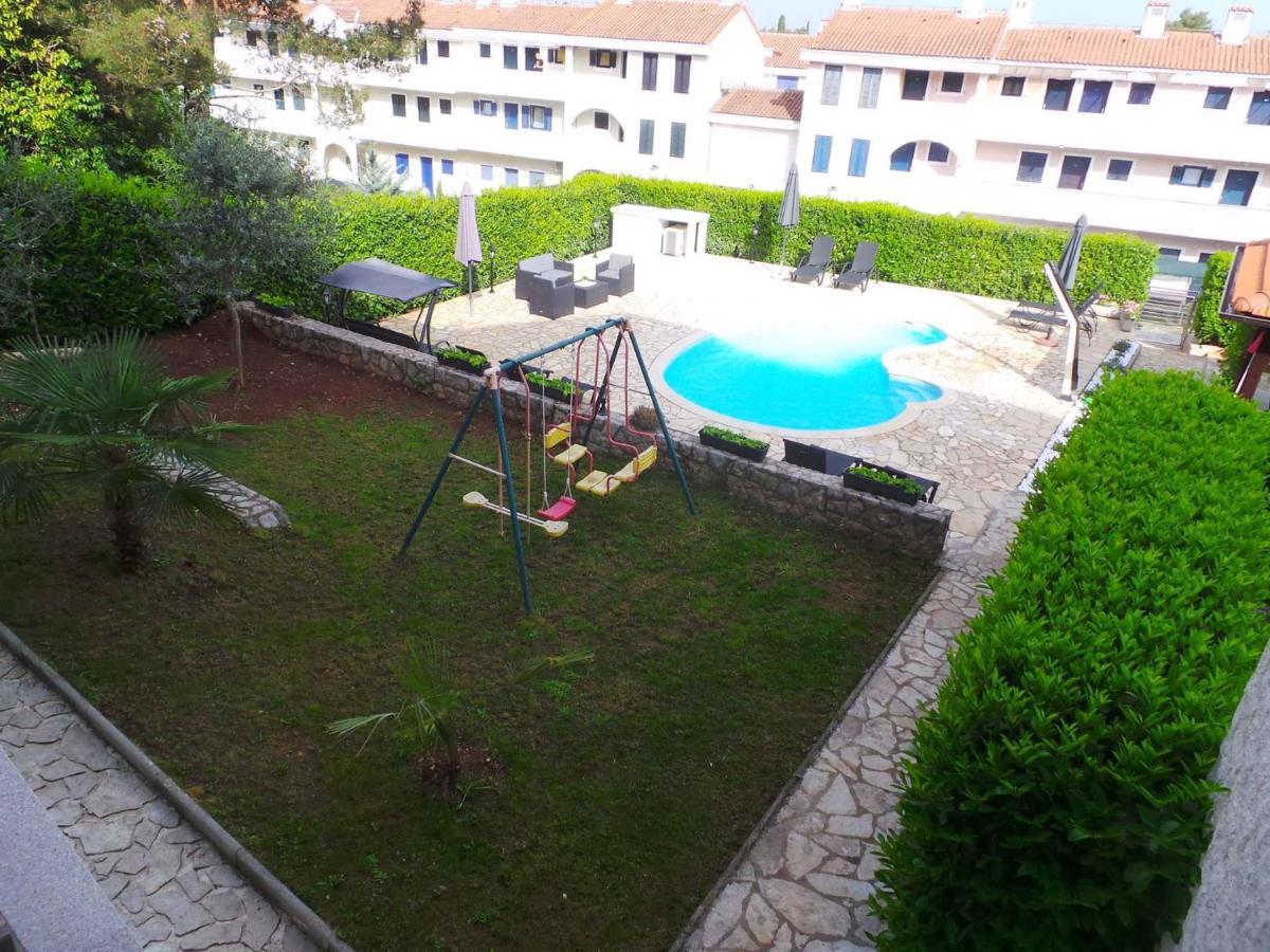 Holiday Home In Malinska/Insel Krk 13031 Eksteriør bilde